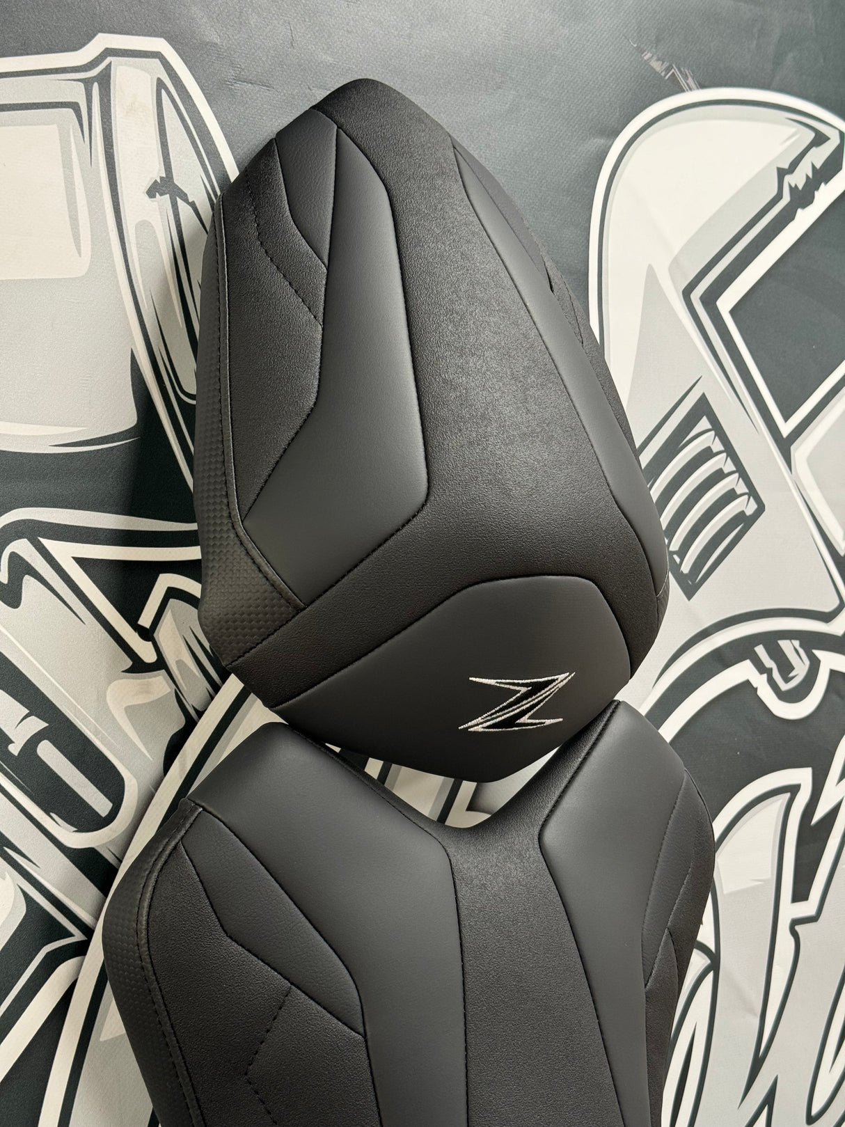 Garnissage de selle pour KAWASAKI Z 1000 & Z 750 ( 2007 à 2009 )