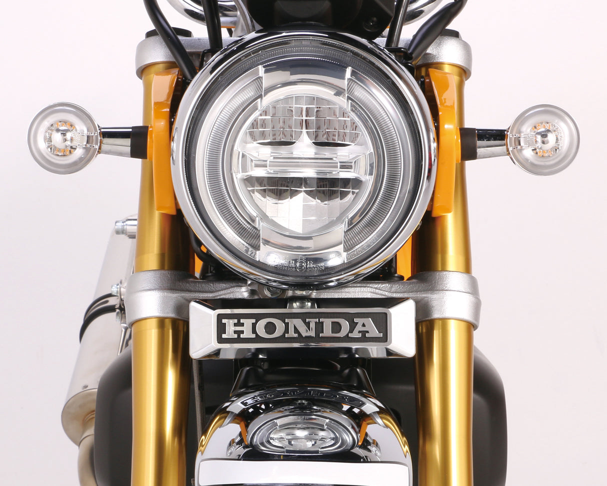 Honda emblem with relocation of the horn - Honda Monkey JB02