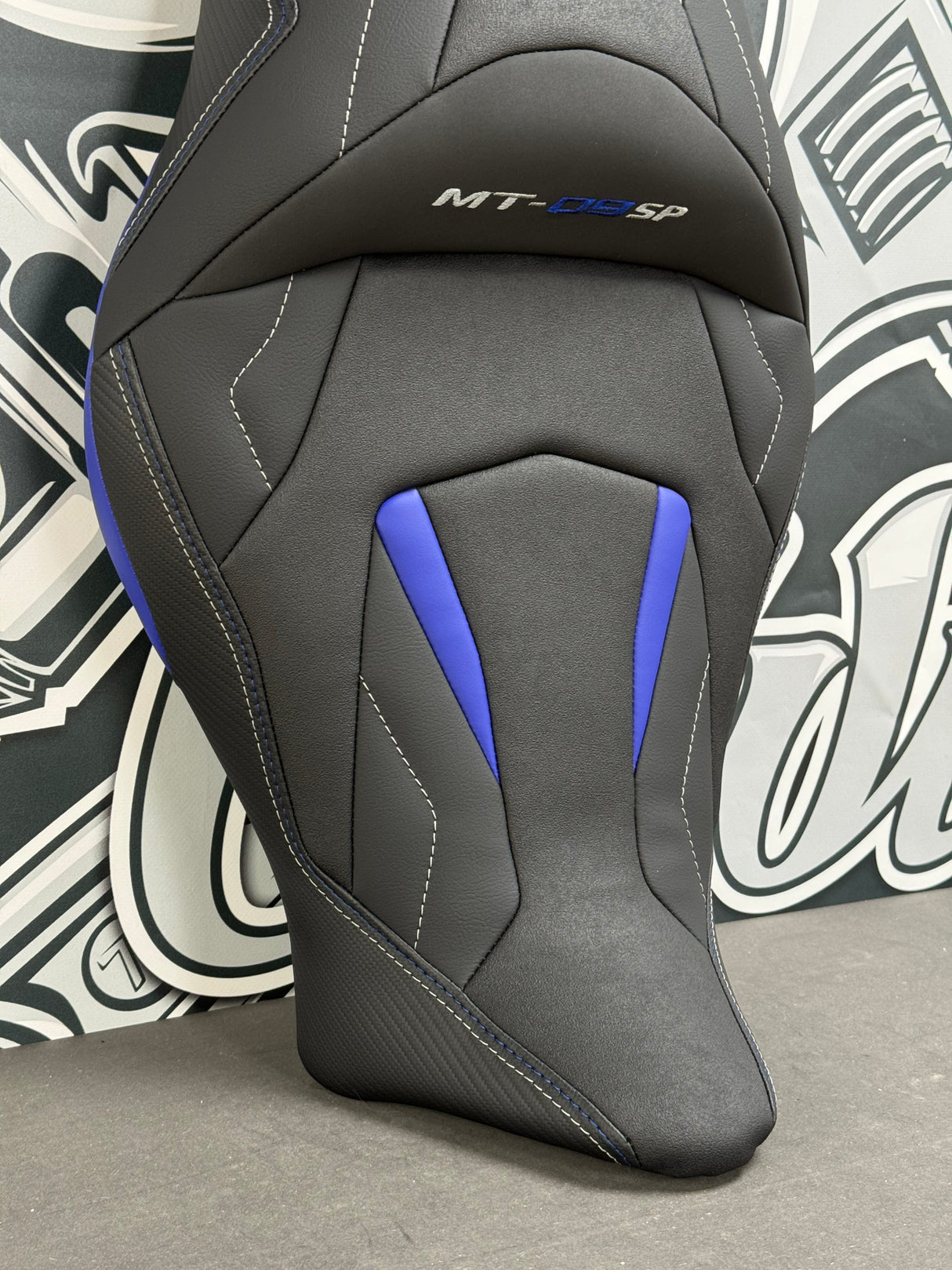 Llenado de sillín para Yamaha MT -09 - Fase 3 (2021 a 2023)