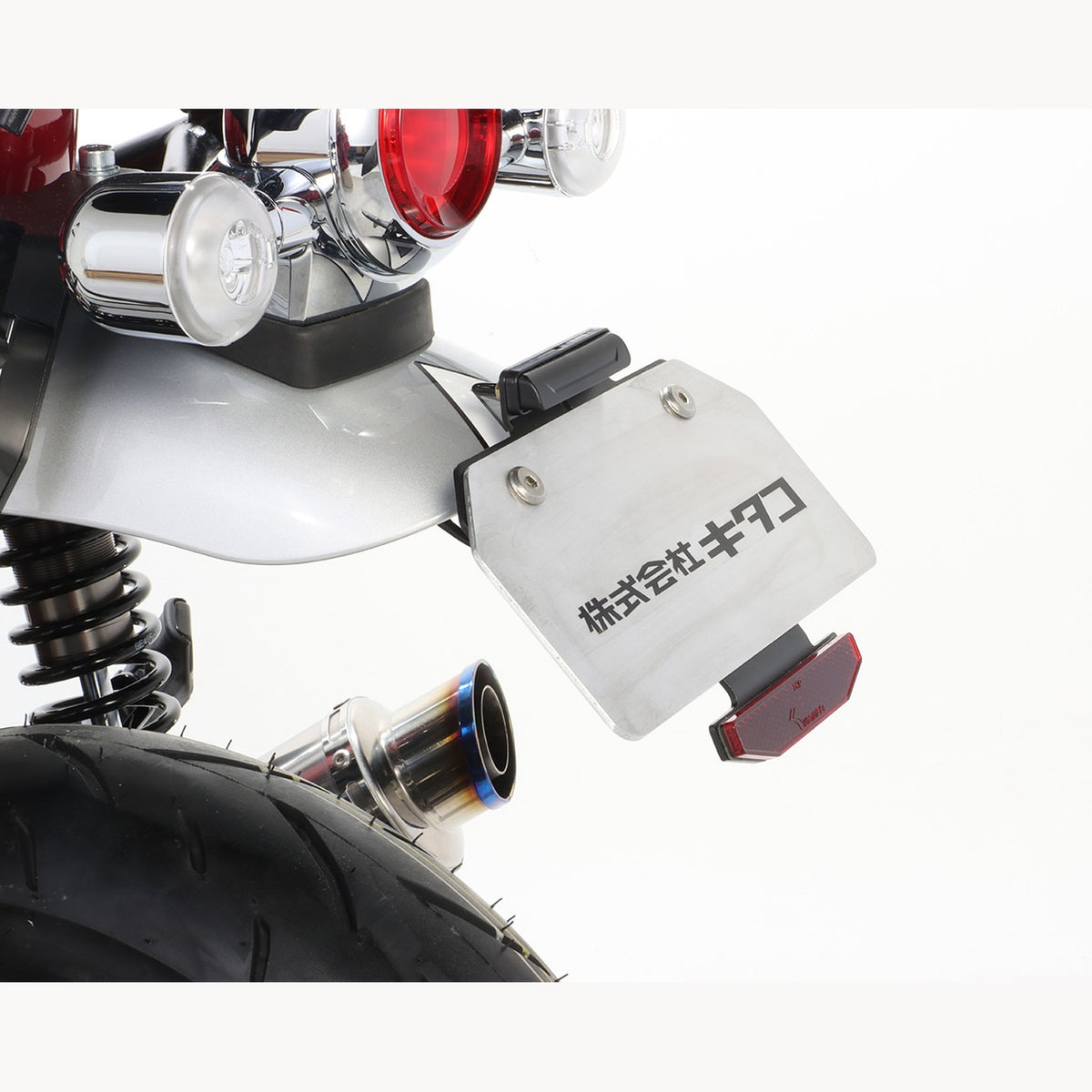 Support de plaque court — Kitaco — Honda Dax 125 JB-04 / JB-06 (691-1320000)