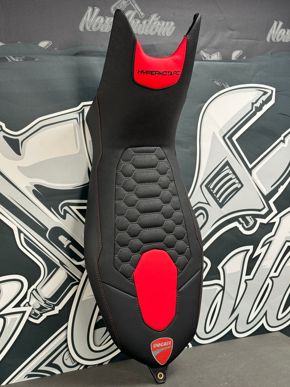 Adattabile confortevole sella ducati ipermotard