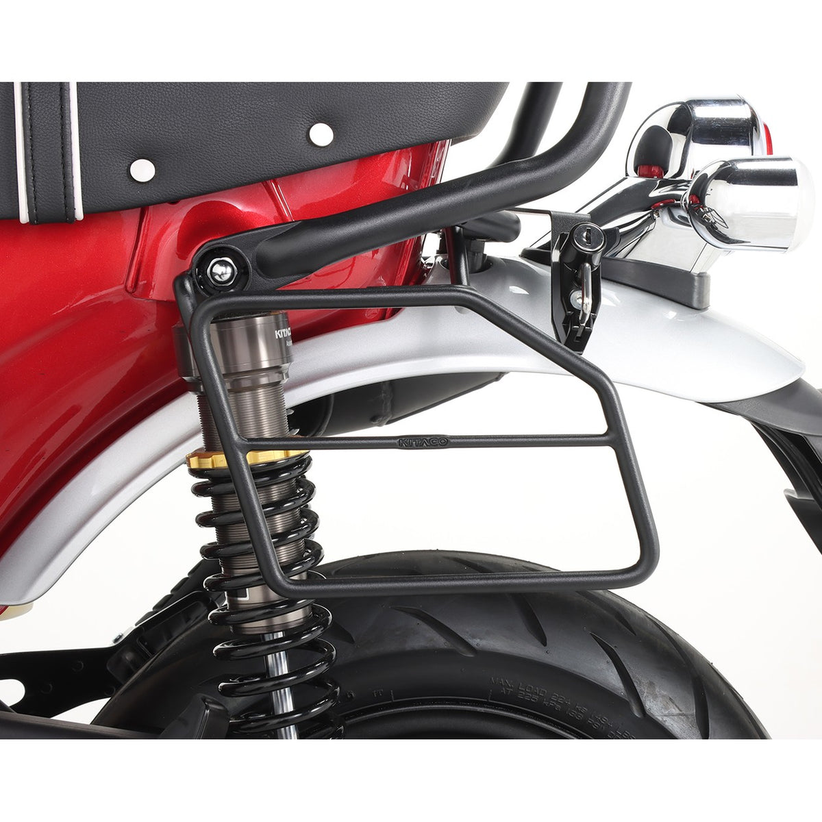 Support de sacoche latérale gauche — Kitaco — Honda Dax 125 JB-04 / JB-06 (80-655-13201)