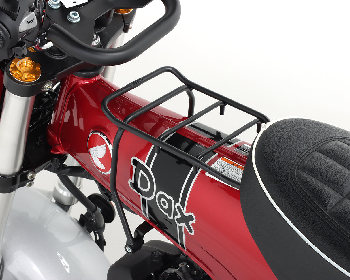 Honda emblem with relocation of the horn - Honda Monkey JB02