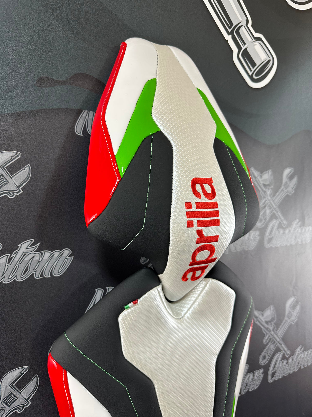Garnissage de selle pour APRILIA RS 660/TUONO 660