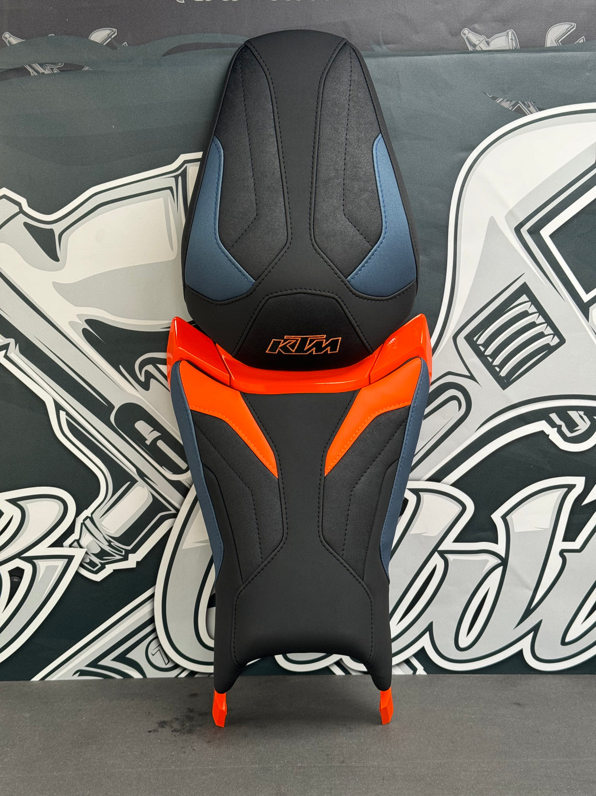 Garnissage de selle pour KTM 125/390 Duke ( 2024 )