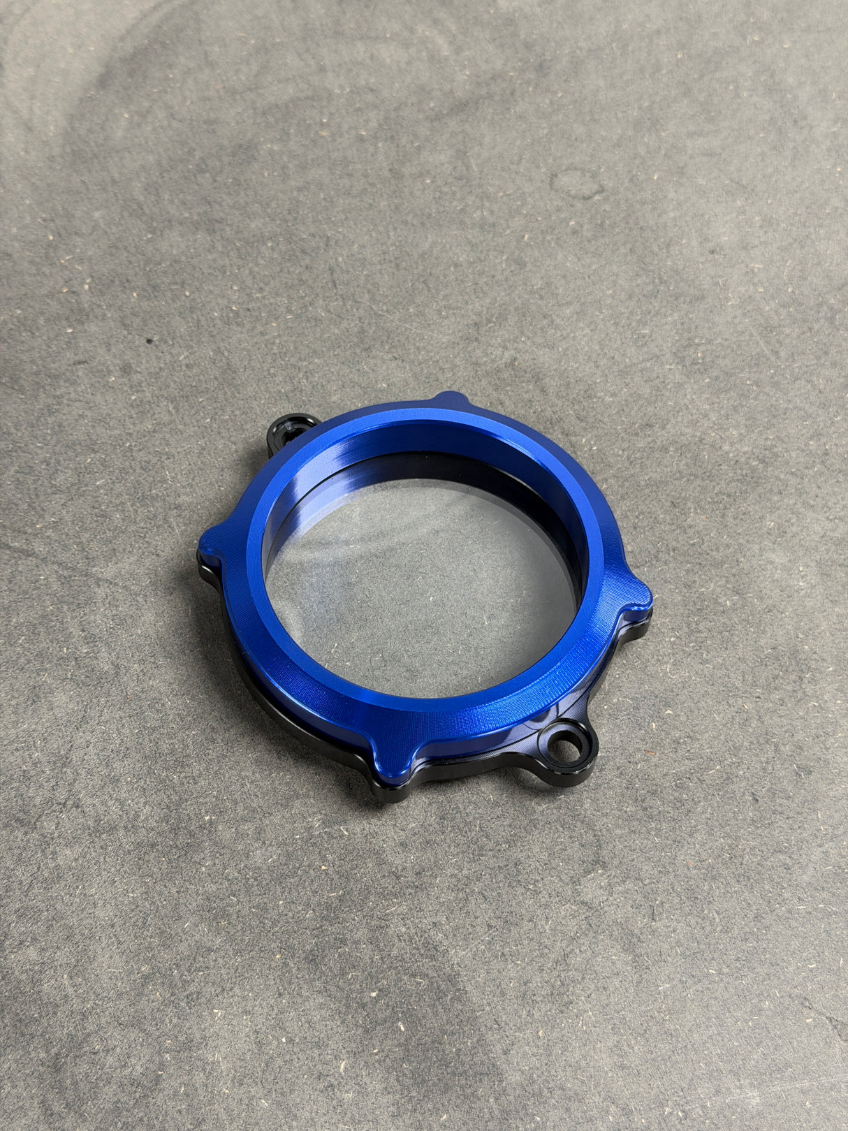 Carter transparent de couronne de distribution