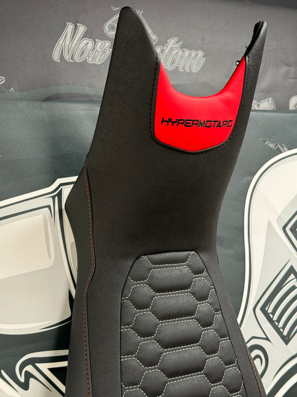 Adattabile confortevole sella ducati ipermotard