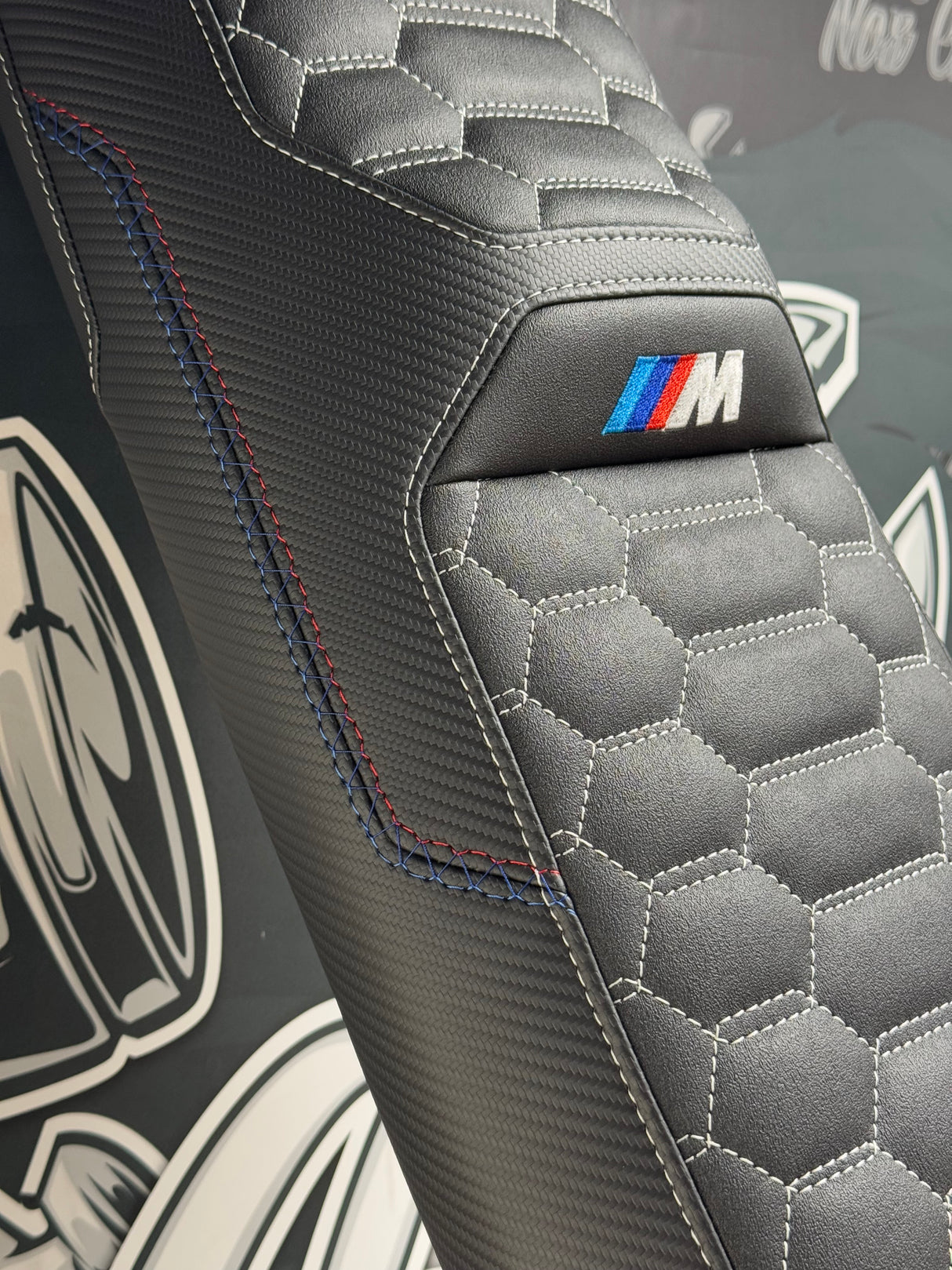 Garnissage de selle pour BMW CE-04