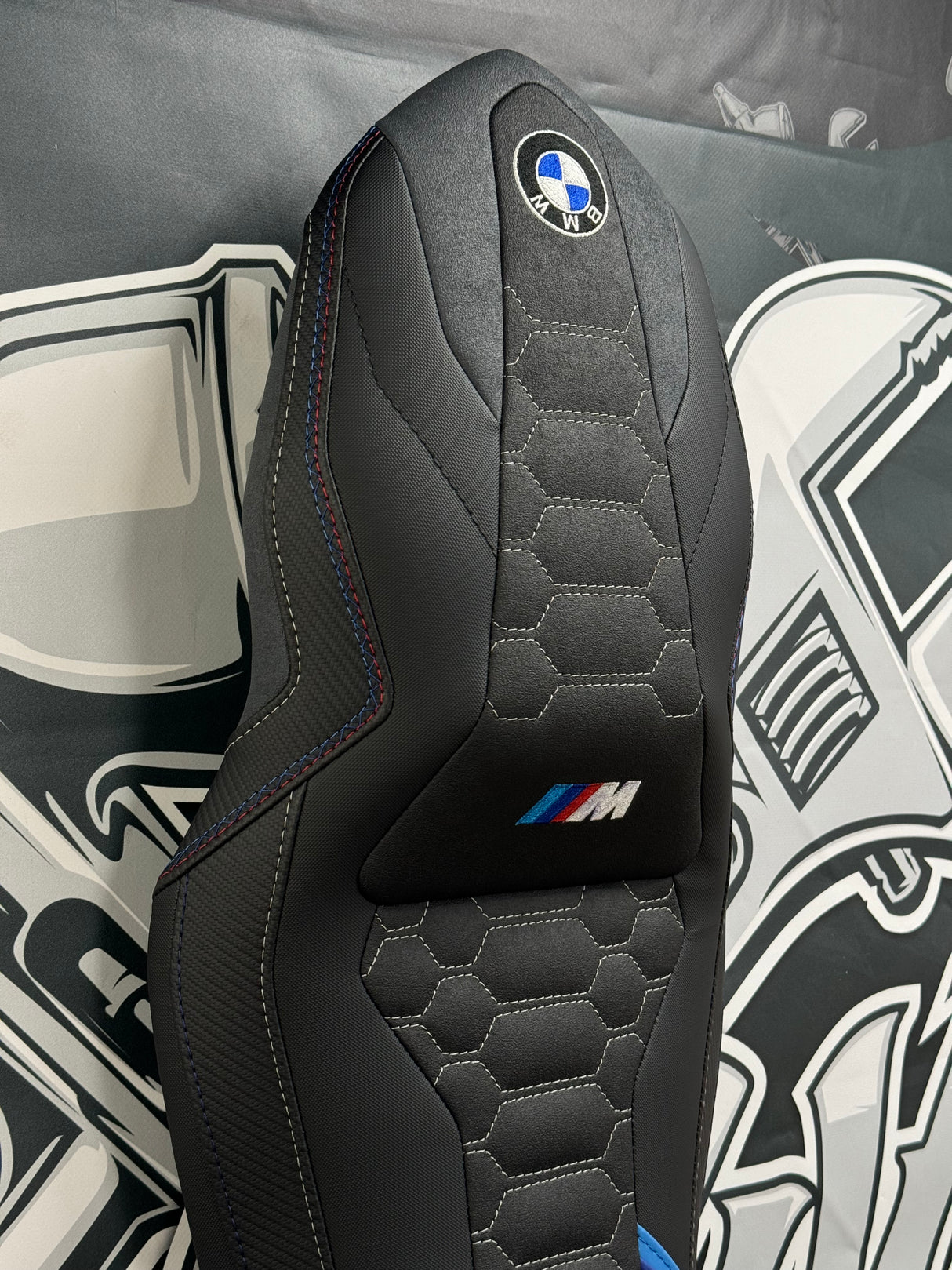 Garnissage de selle pour BMW F900 R / F900 XR en promo