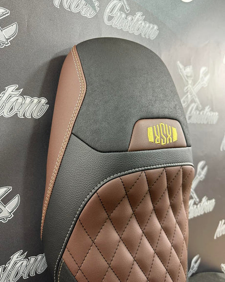 Garnissage de selle pour YAMAHA 900 XSR  noir et maron