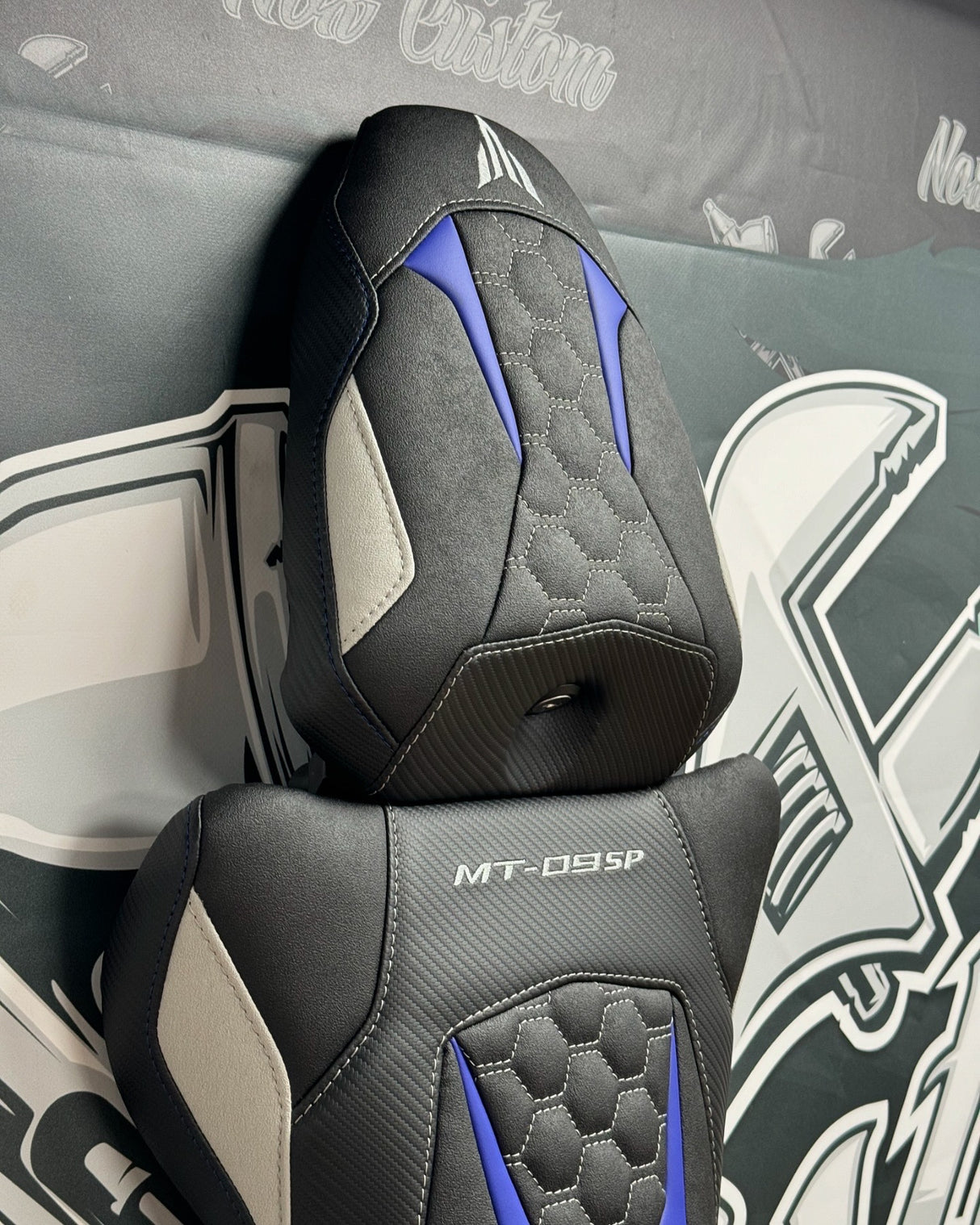 Garnissage de selle pour YAMAHA MT-09 SP -