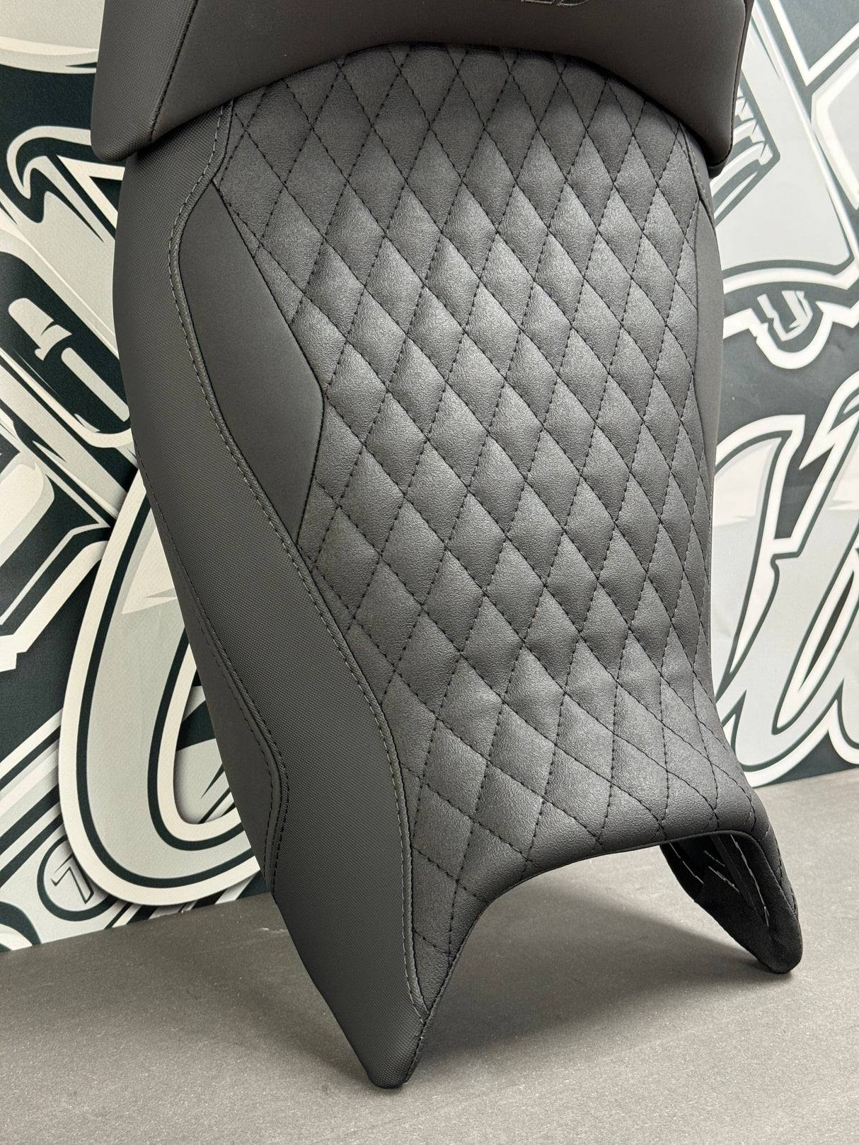 Garnissage selle pilote BMW R 1300 GS par nox custom