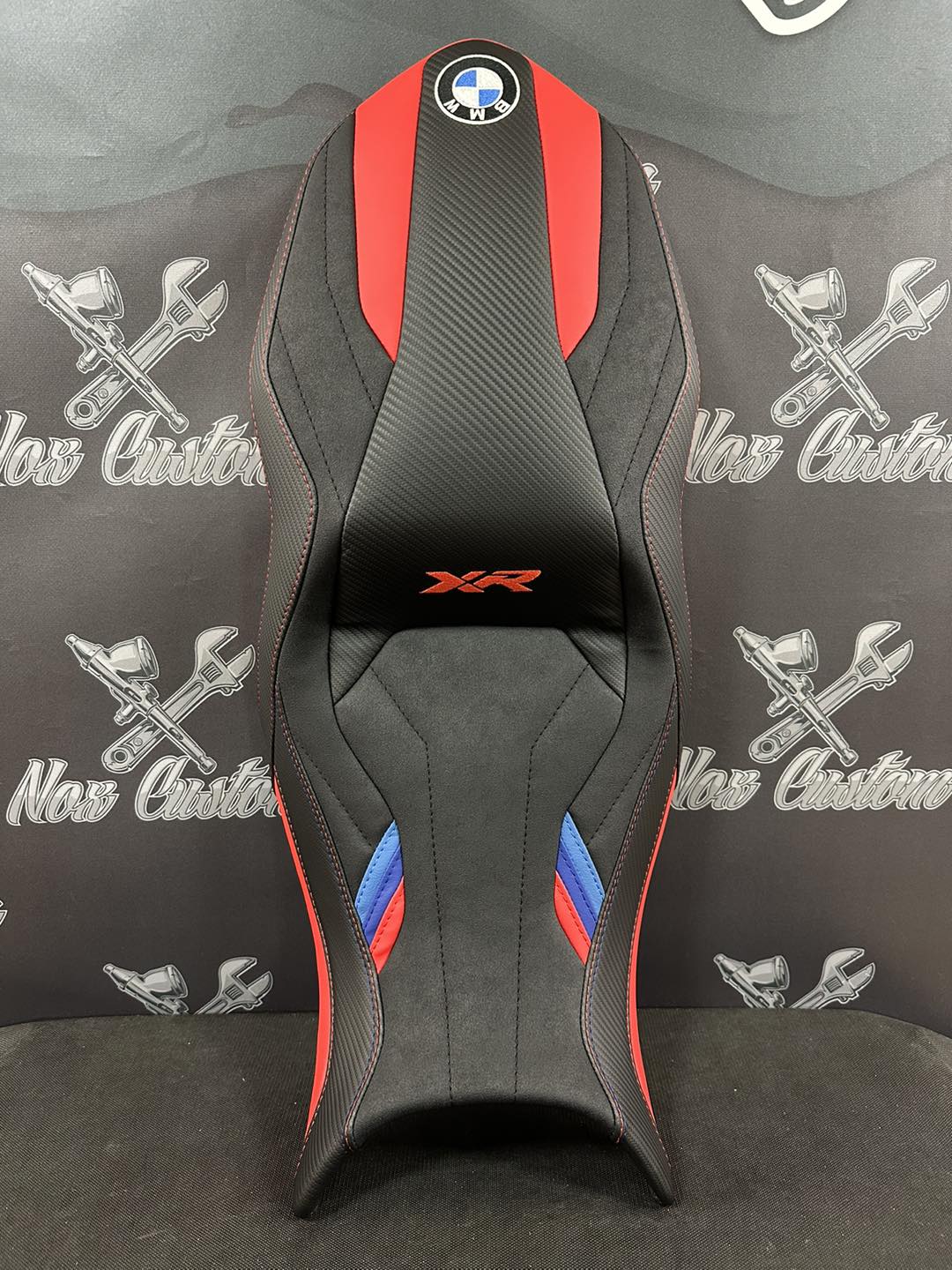 Garnissage de selle pour BMW F900 XR – NoxCustom