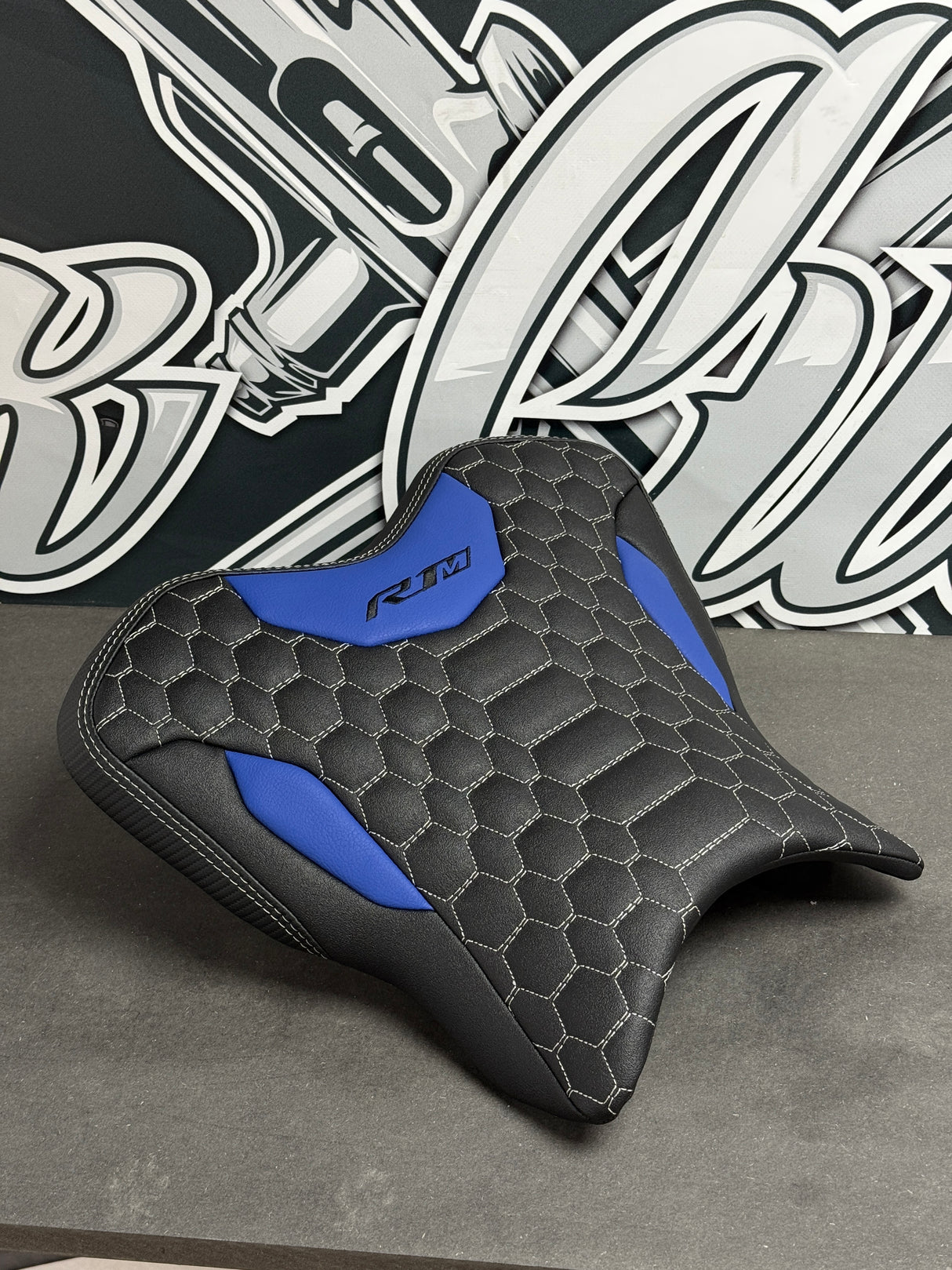 Garnissage de selle pour YAMAHA R1M ( 2015 à 2025 )