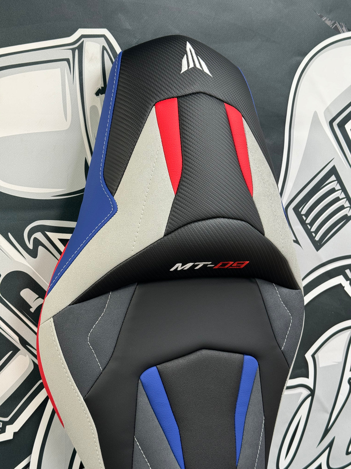 Llenado de sillín para Yamaha MT -09 - Fase 3 (2021 a 2023)