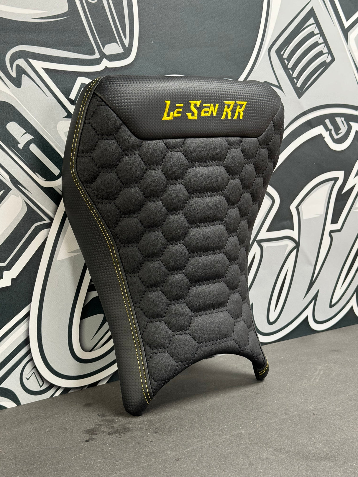 Selle BMW S 1000 R noir et jaune