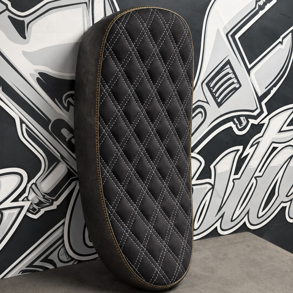Selle complète capitonnée losanges — NoxCustom — Honda Dax 125 (JB04 · JB06)