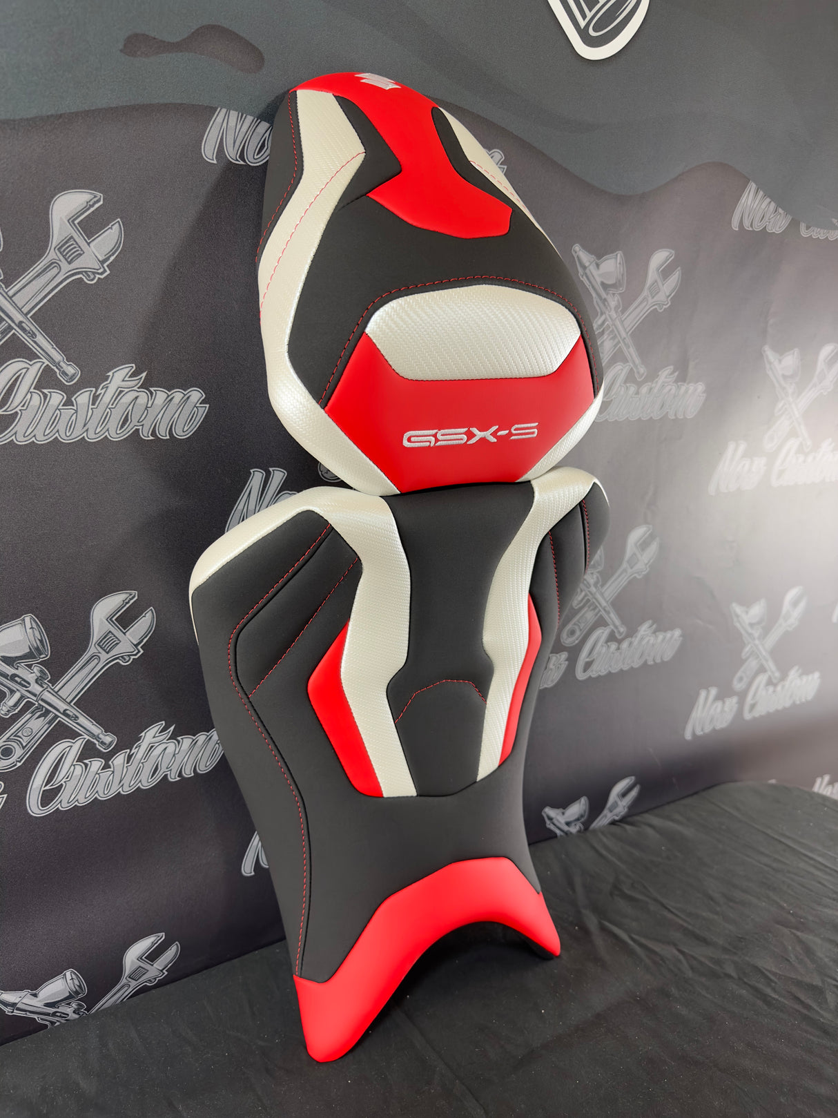 Garnissage de selle pour SUZUKI 950 / 1000 GSX-S ( 2021 à 2024 )