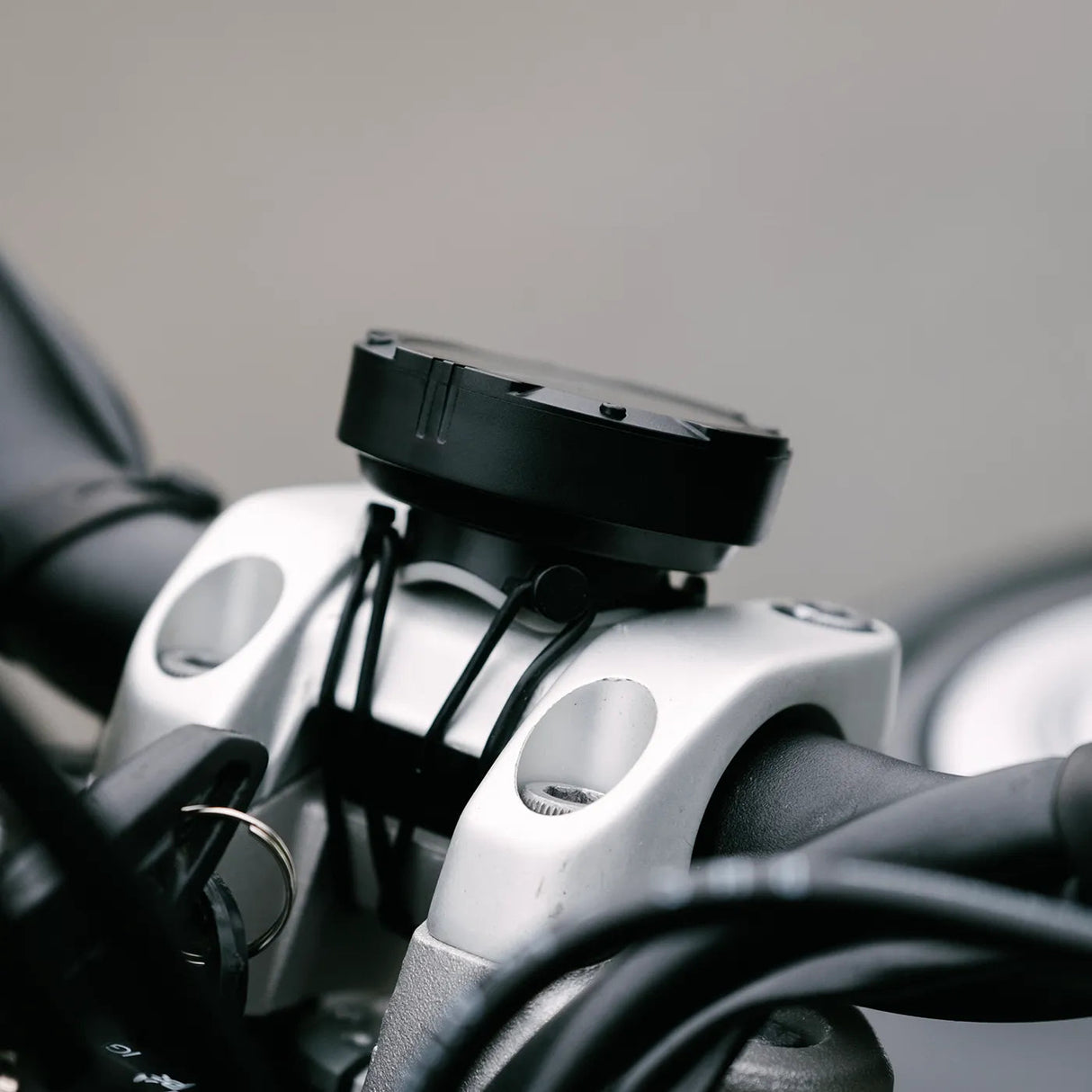 acheter en ligne compteur-gps-beeline-moto-ii