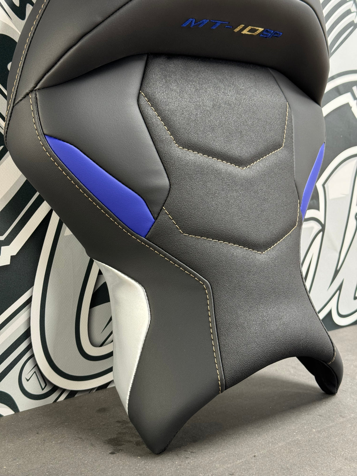 détail selle pilote Yamaha MT-10 SP (2016 to 2024)