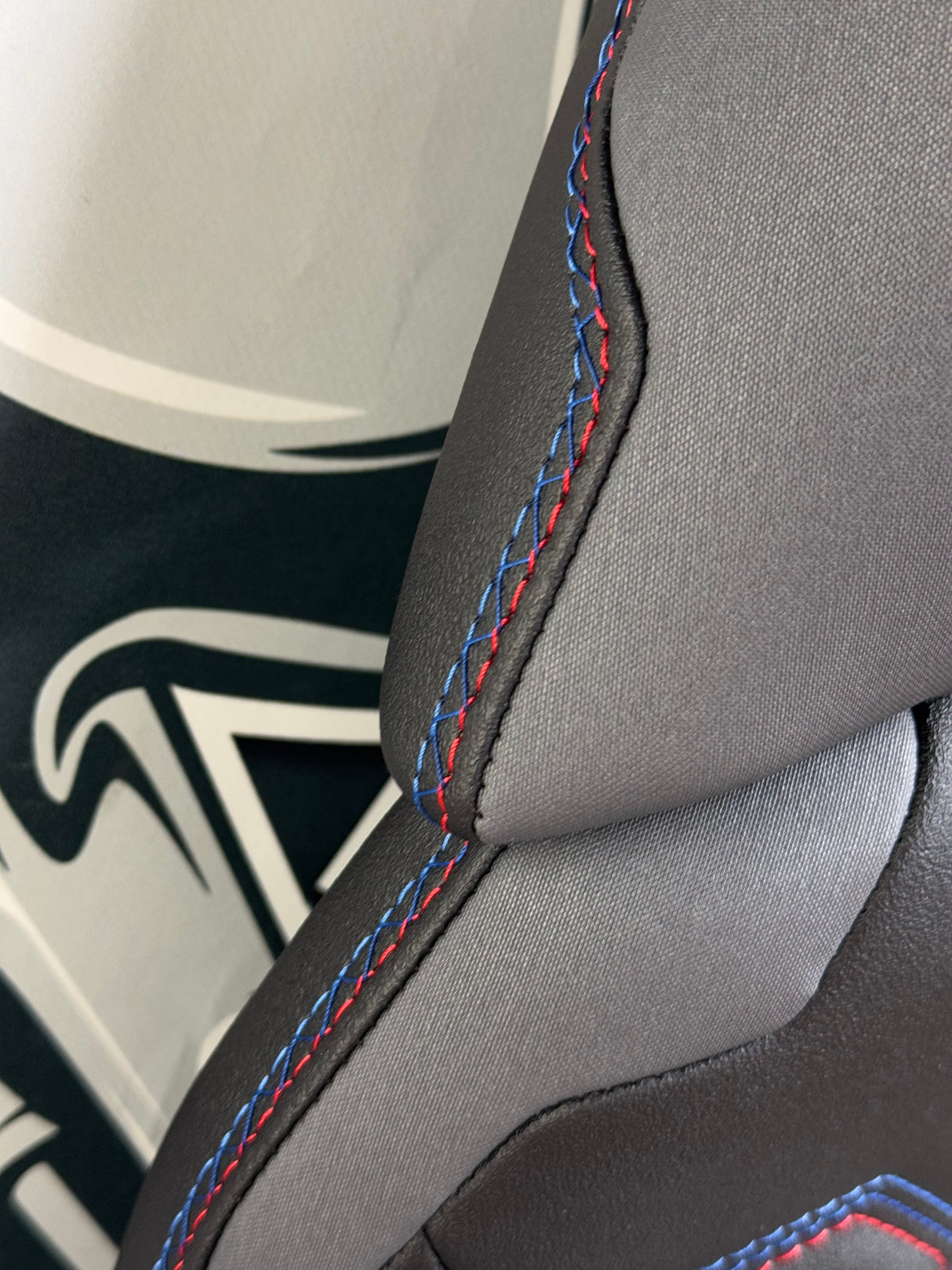 détail selle moto sur-mesure