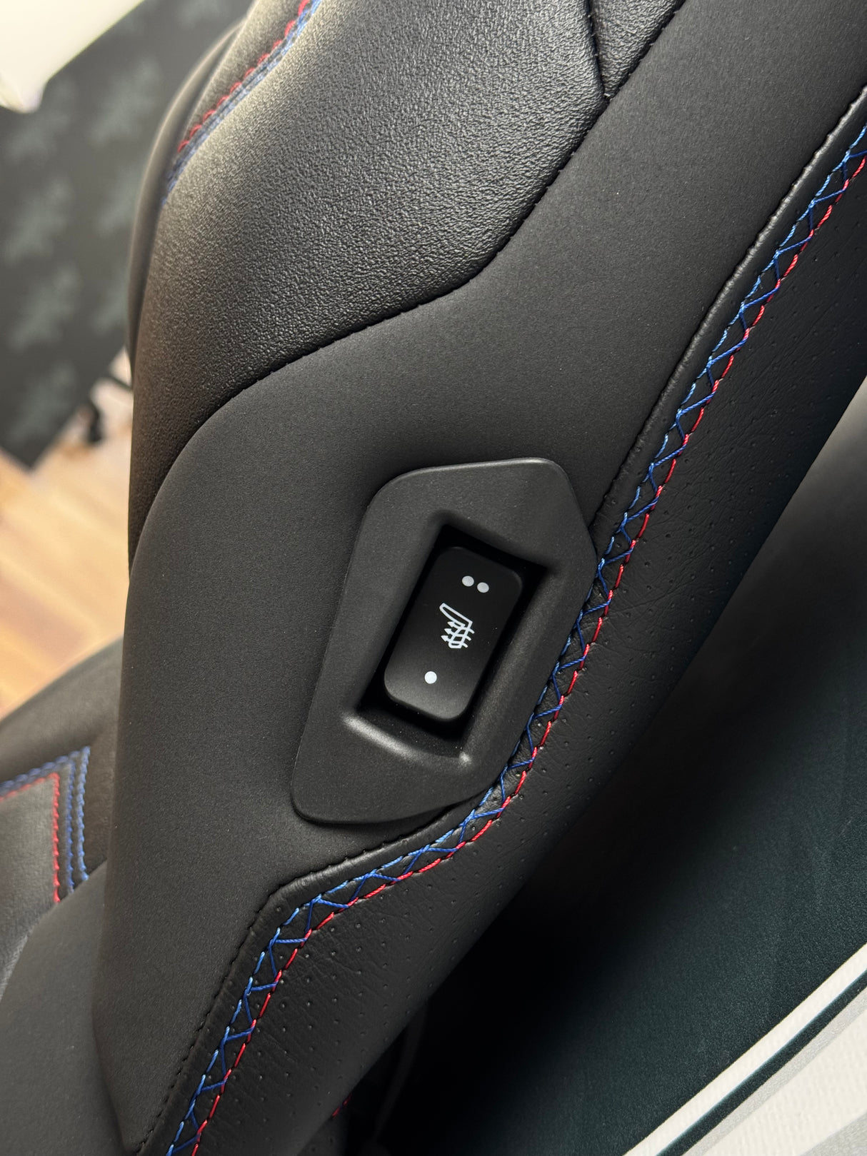 detail selle sur-mesure BMW R 1300 GS