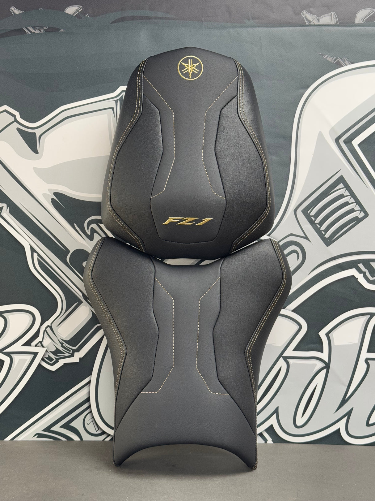 selle YAMAHA FZ1 sur-mesure en france