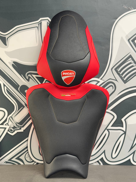 selle moto Duati sur-mesure made en france chez nox custom