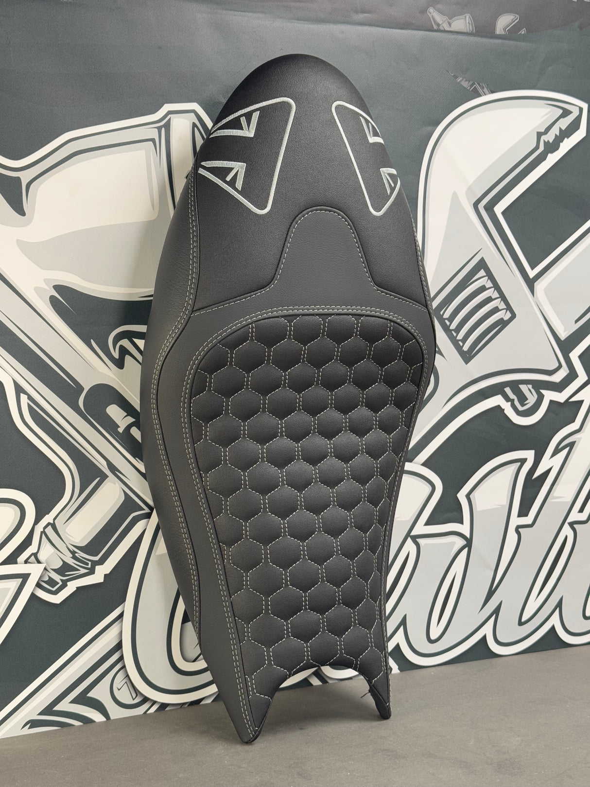 selle sur-mesure TRIUMPH Trident 660
