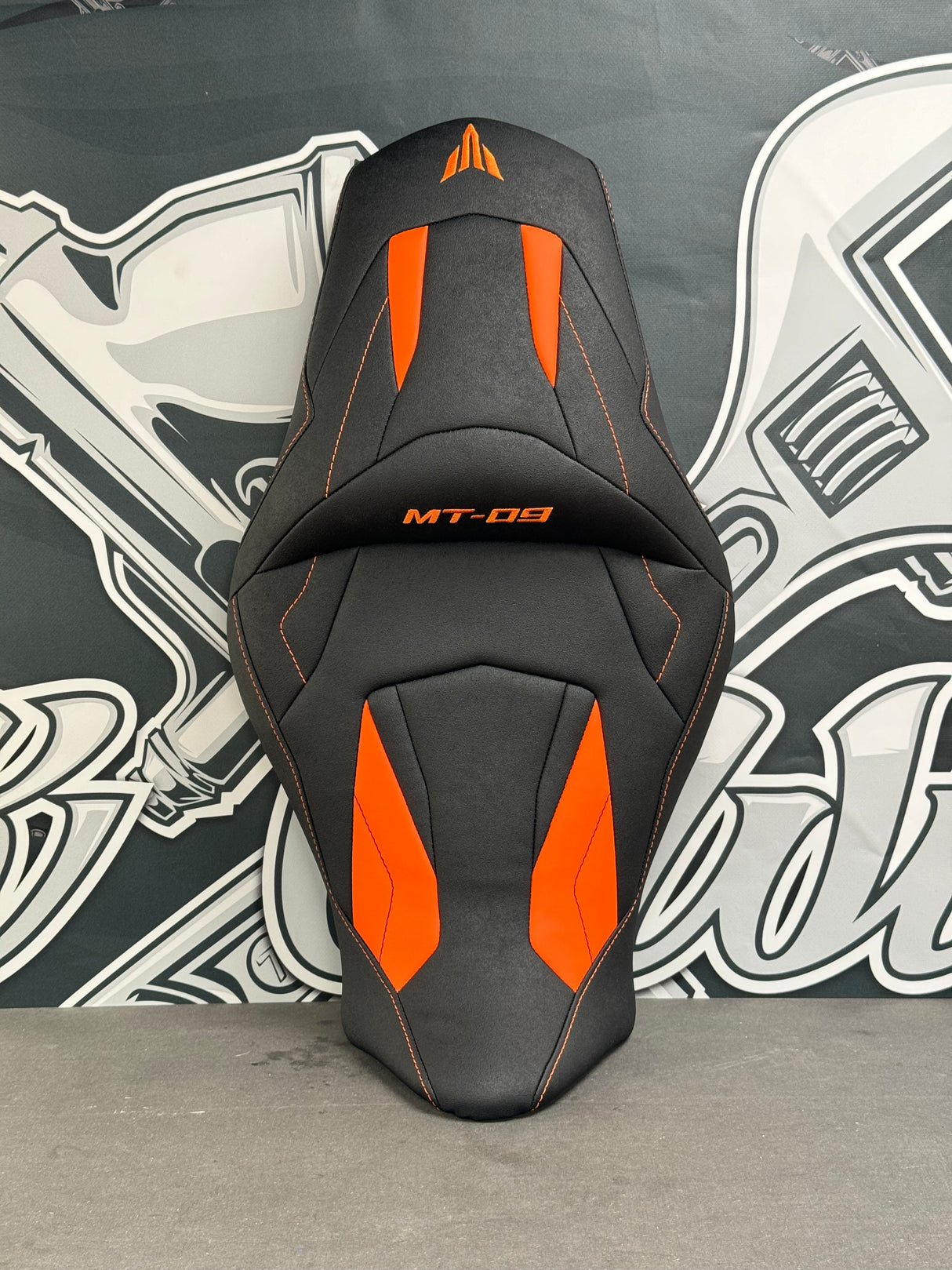 selle yamaha mt-07 sur-mesure en france