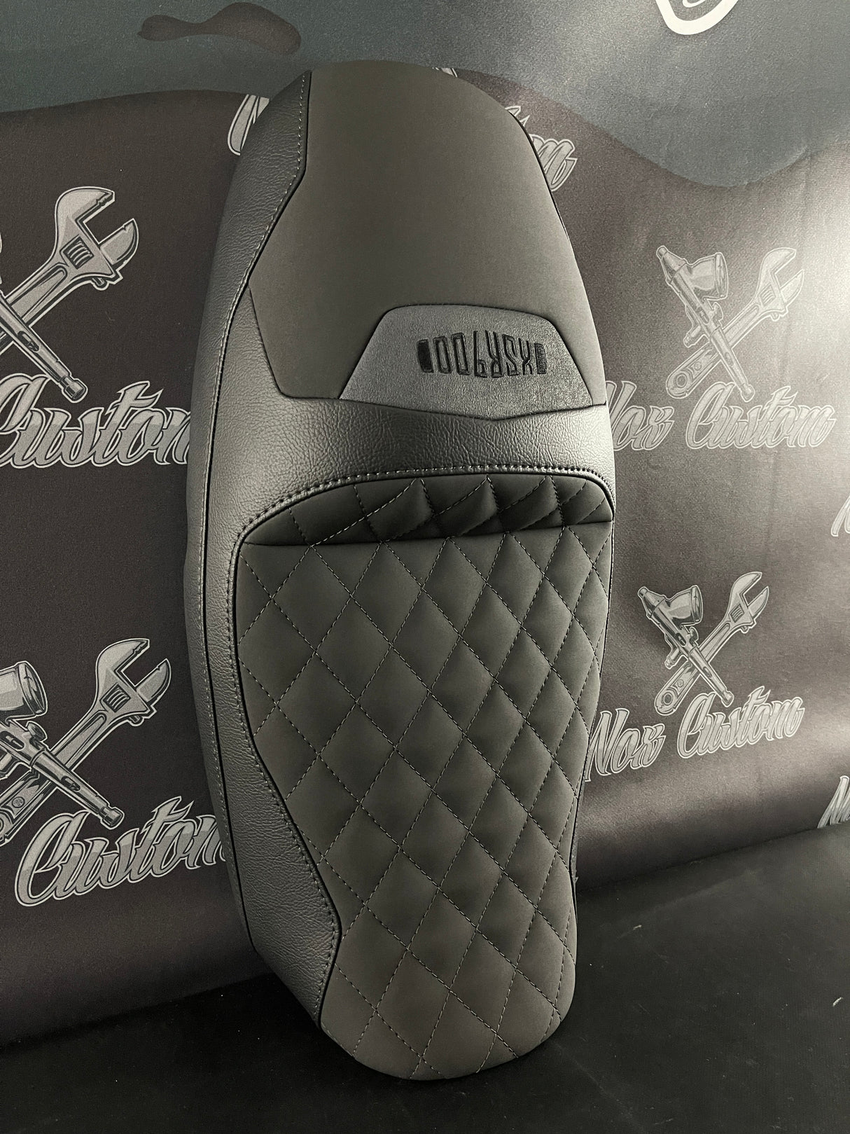 Garnissage selles YAMAHA 900 XSR