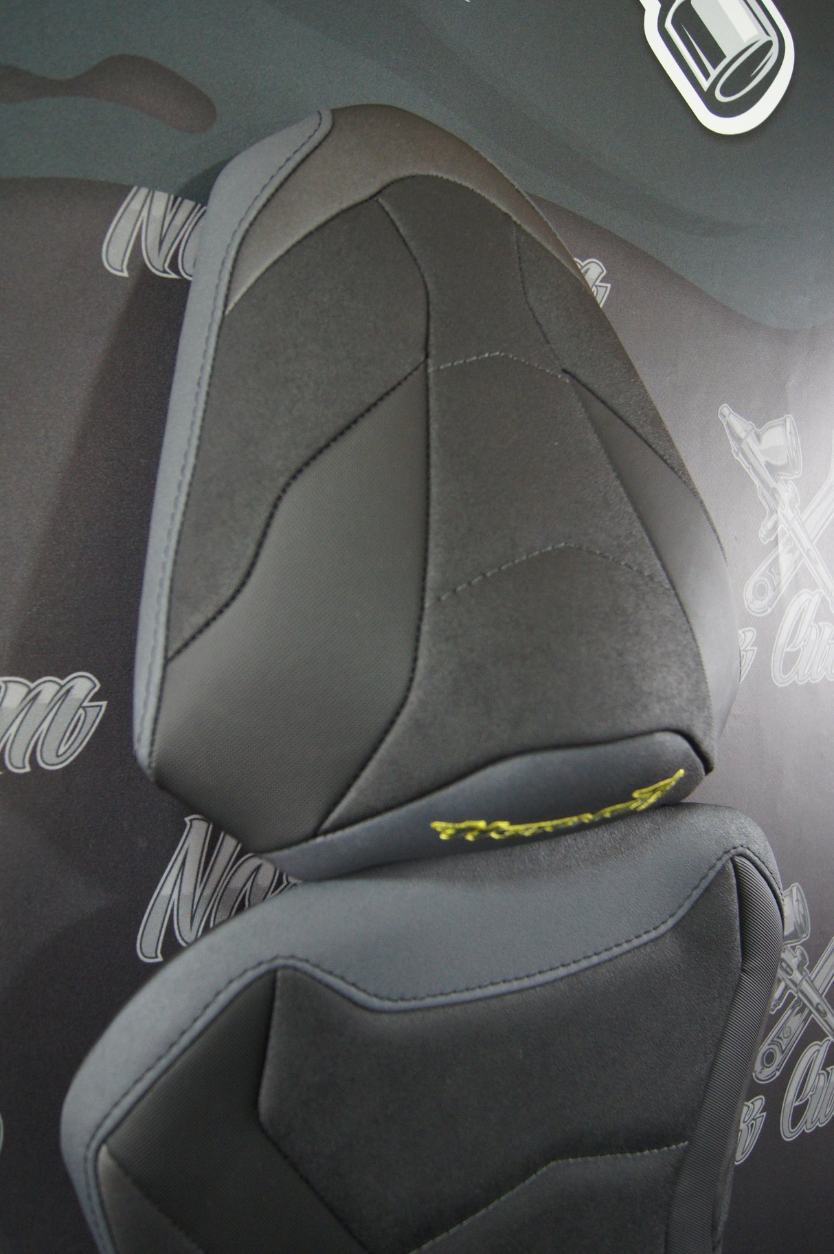 Garnissage de selle pour HONDA HORNET 750 & 500 (2023)