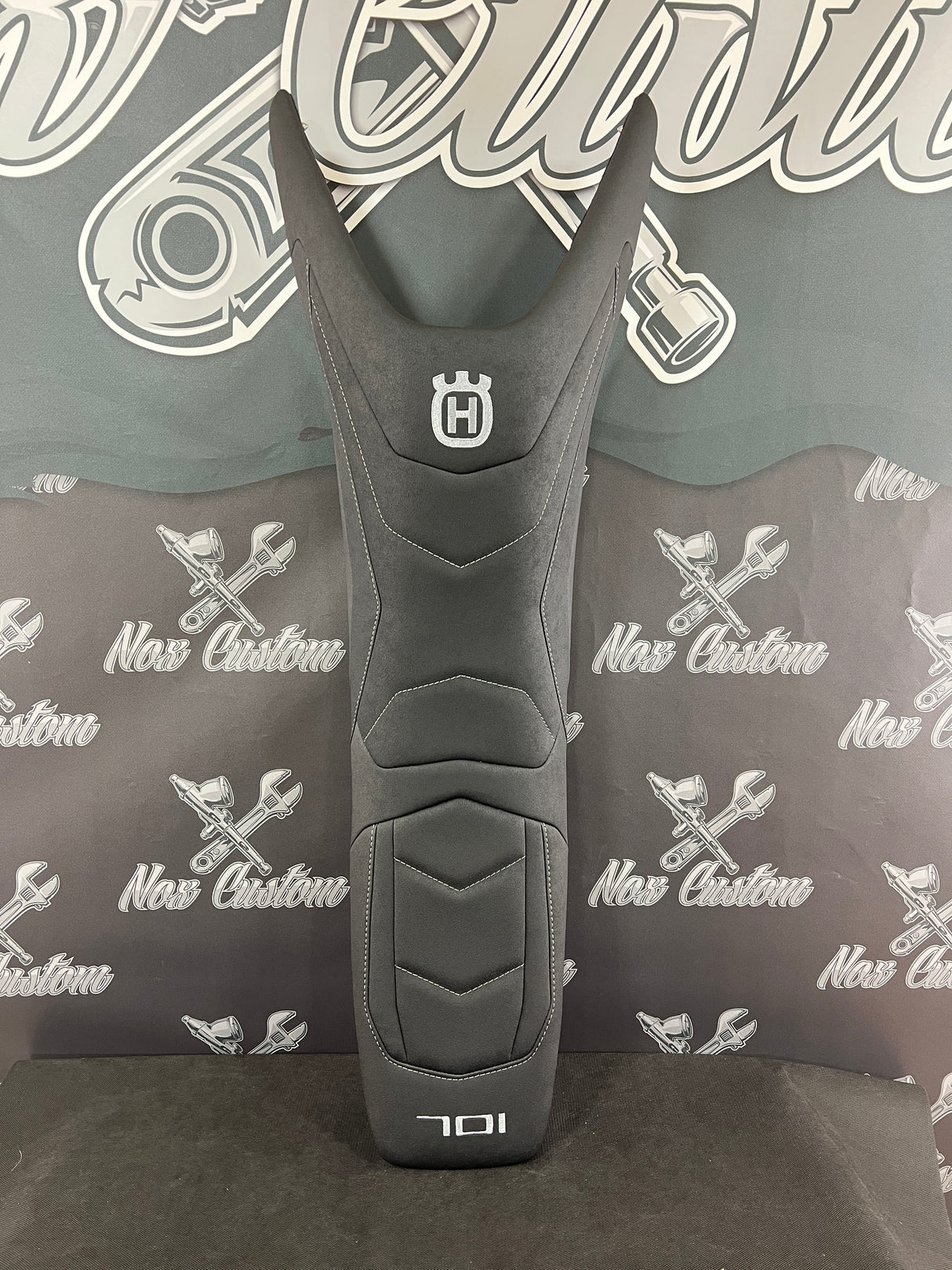 Garnissage de selle pour HUSQVARNA 701 ( 2016 à Aujourd'hui )