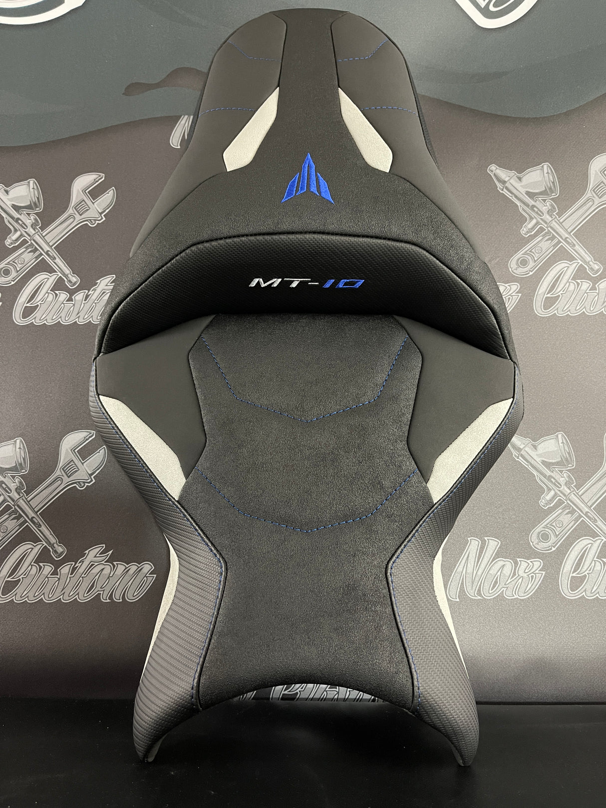 Llenado de sillín para Yamaha MT-10 (2016 a 2024)