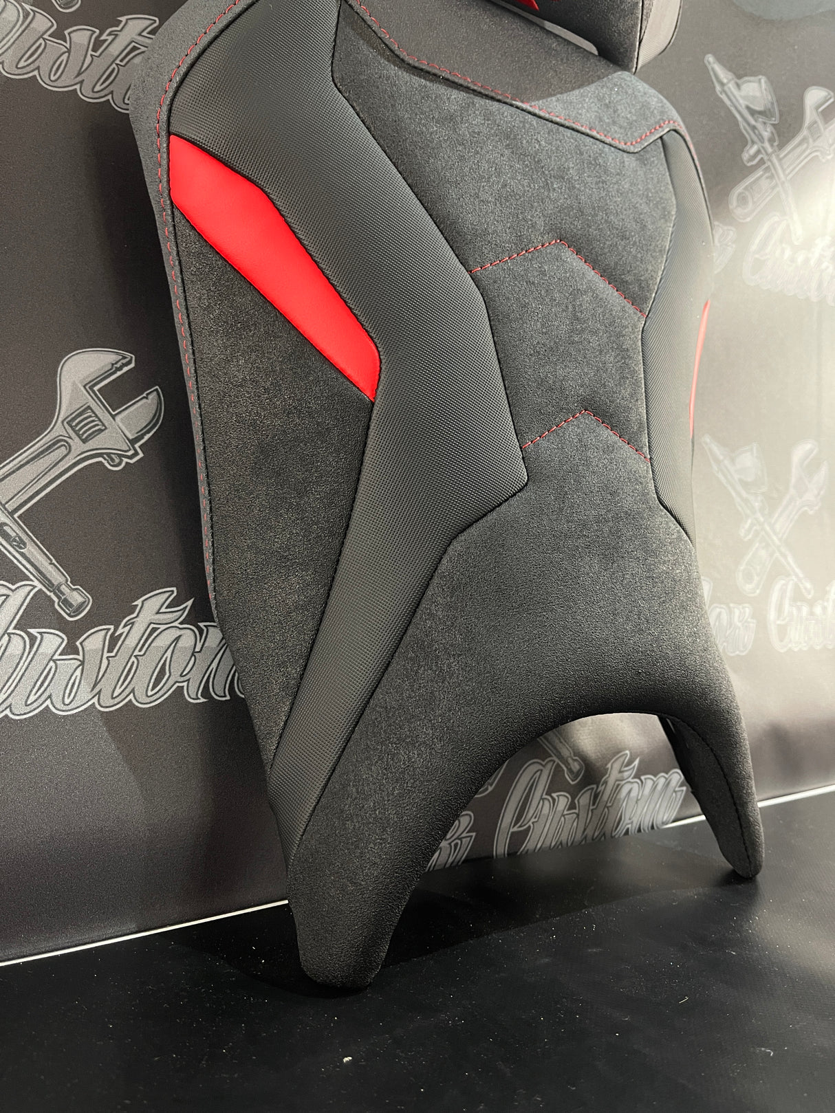 Garnissage de selle pour HONDA CB 500 F ( 2015 à aujourd'hui ) - CBR500 - HORNET 750 & 500 ( 2023 à Aujourd'hui )