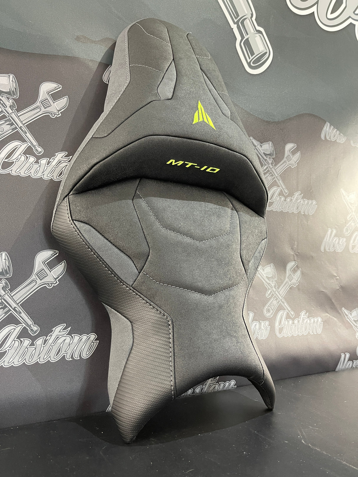 Llenado de sillín para Yamaha MT-10 (2016 a 2024)