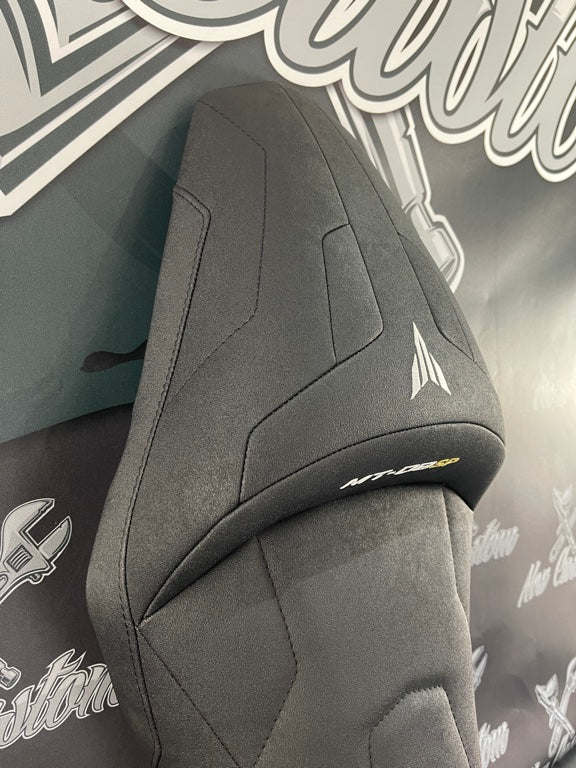 Llenado de sillín para Yamaha MT -09 SP - Fase 2 (2017 a 2020)