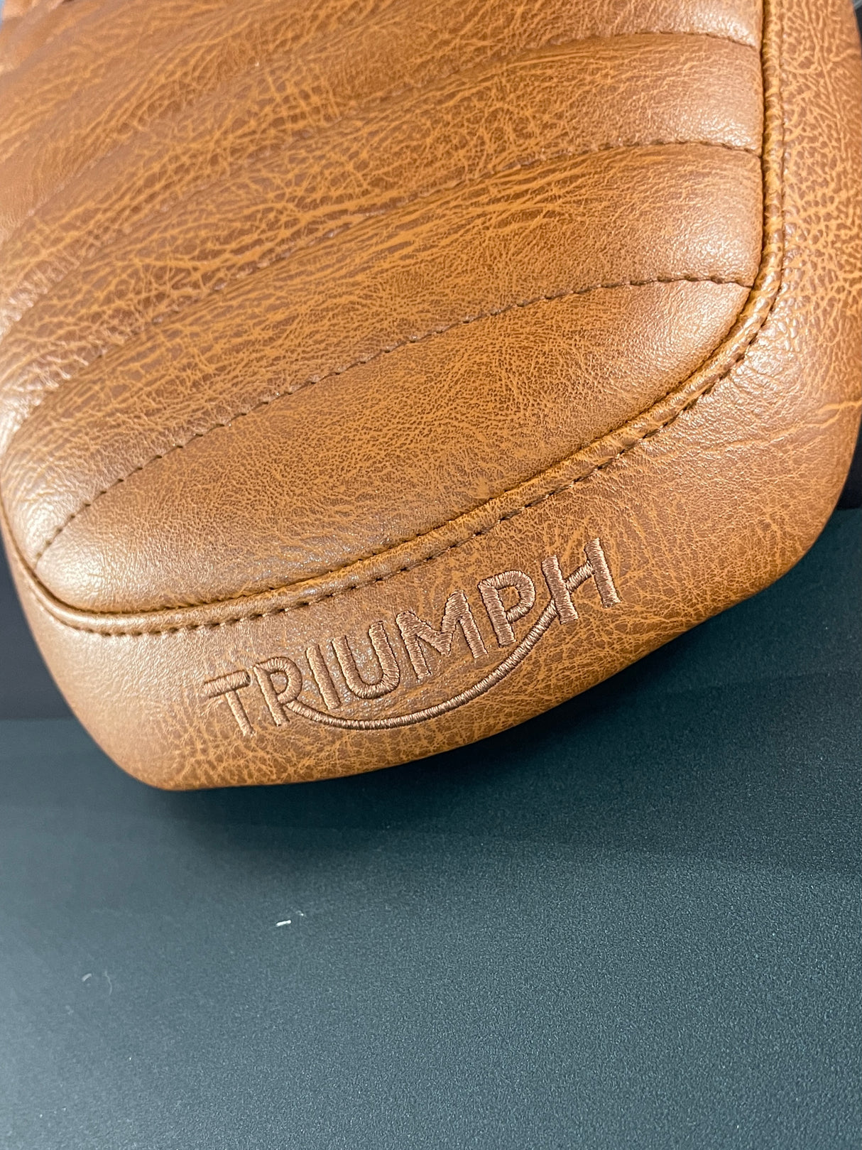 Garnissage de selle pour TRIUMPH Speed Twin