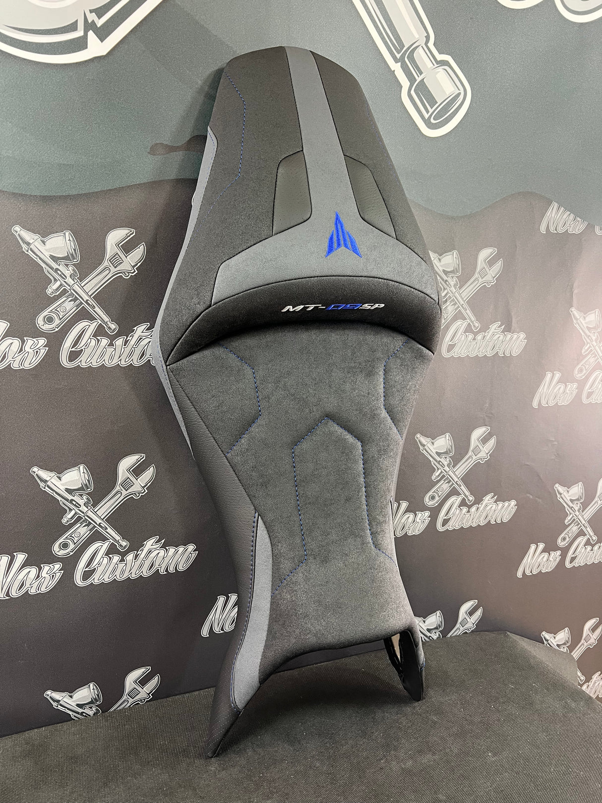 Llenado de sillín para Yamaha MT -09 SP - Fase 2 (2017 a 2020)