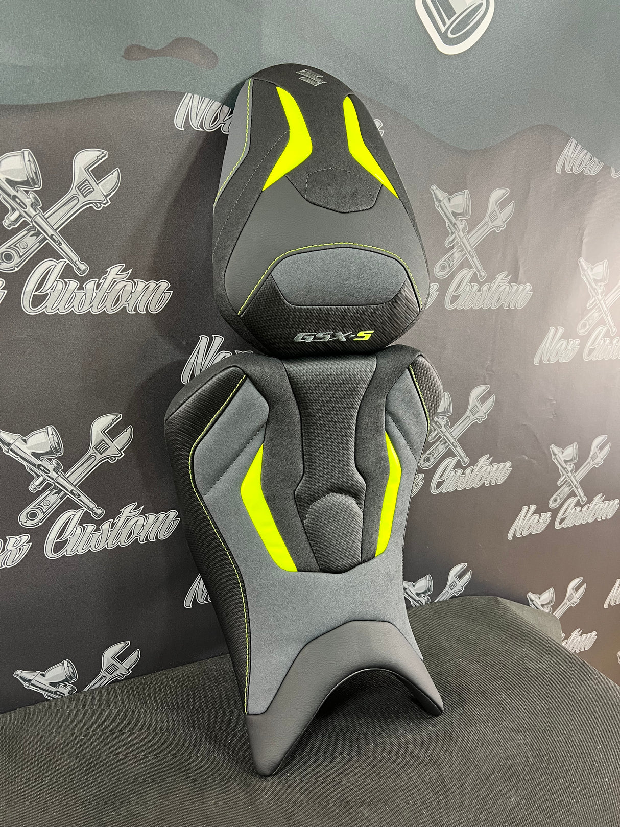 Garnissage de selle pour SUZUKI 950 / 1000 GSX-S ( 2021 à 2024  )