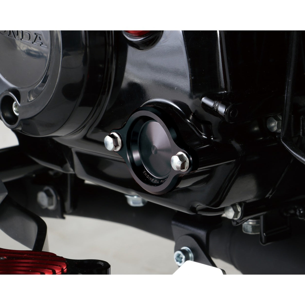 Couvercle de filtre à huile alu CNC — Kitaco — Honda Monkey 125 JB03 / JB05, Dax 125 JB04 / JB06 & Grom JC92 (390-1001050)