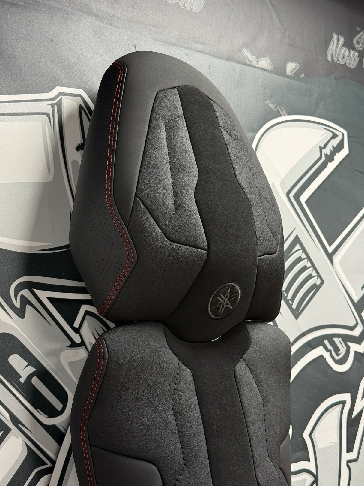 Garnissage de selle pour YAMAHA TRACER 7 - 2025