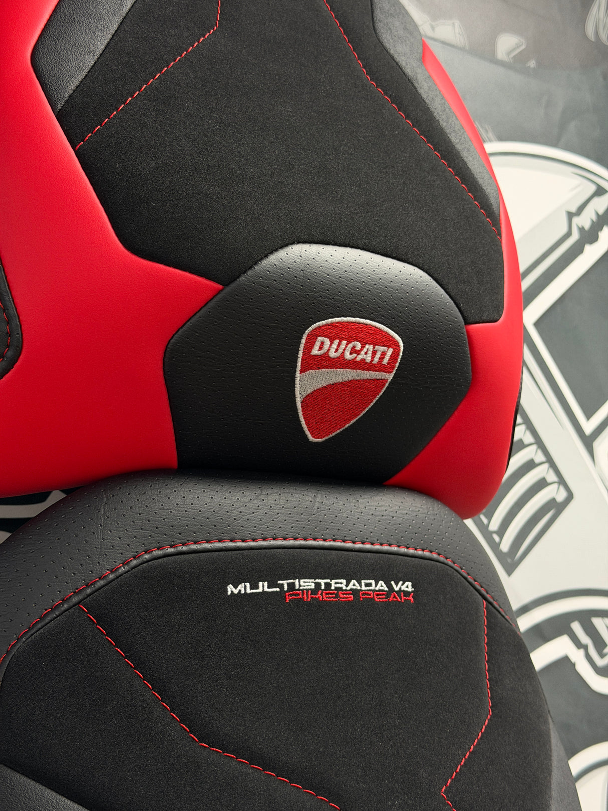 Garnissage de selle pour DUCATI Multistrada V4