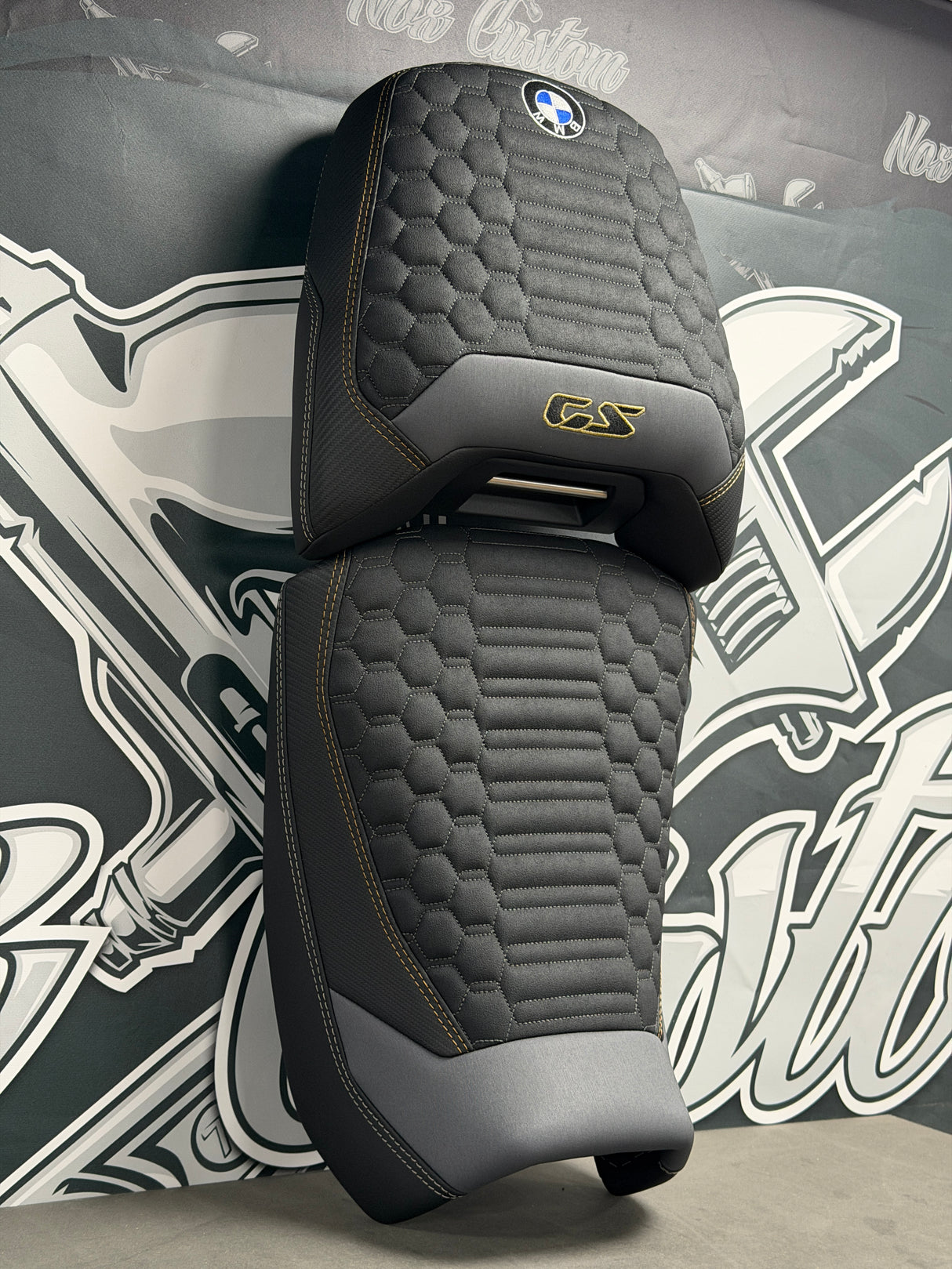 Garnissage de selle pour BMW R 1300 GSA - Option 719