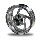 Jante arrière CNC chrome vue de trois quarts