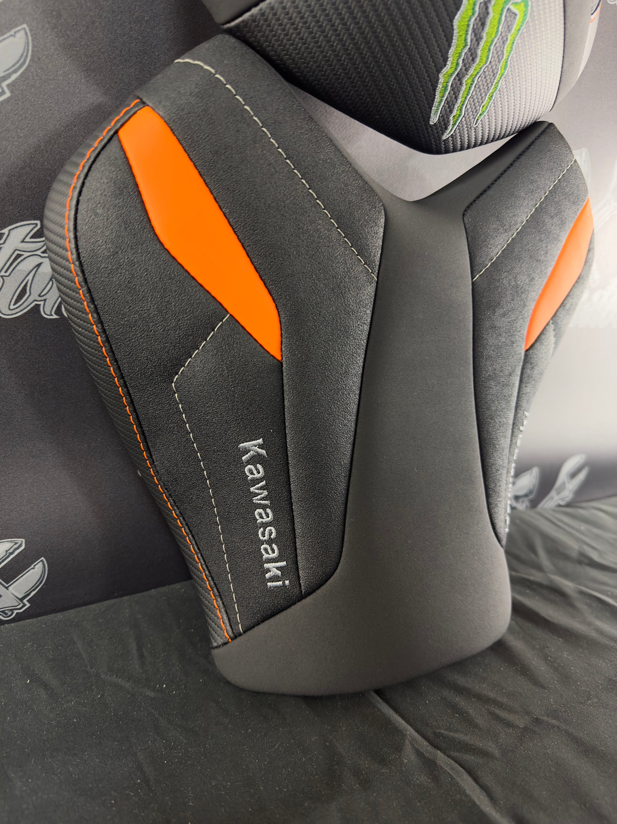 Saddle filling for Kawasaki Z 1000 & Z 750 (2007 to 2009)