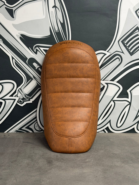 Selle honda monkey 125 réalisée sur-mesure dans l'atelier de nox custom