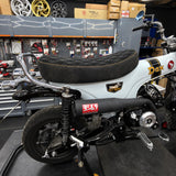 Selle complète capitonnée losanges — NoxCustom — Honda Dax 125 (JB04 · JB06)