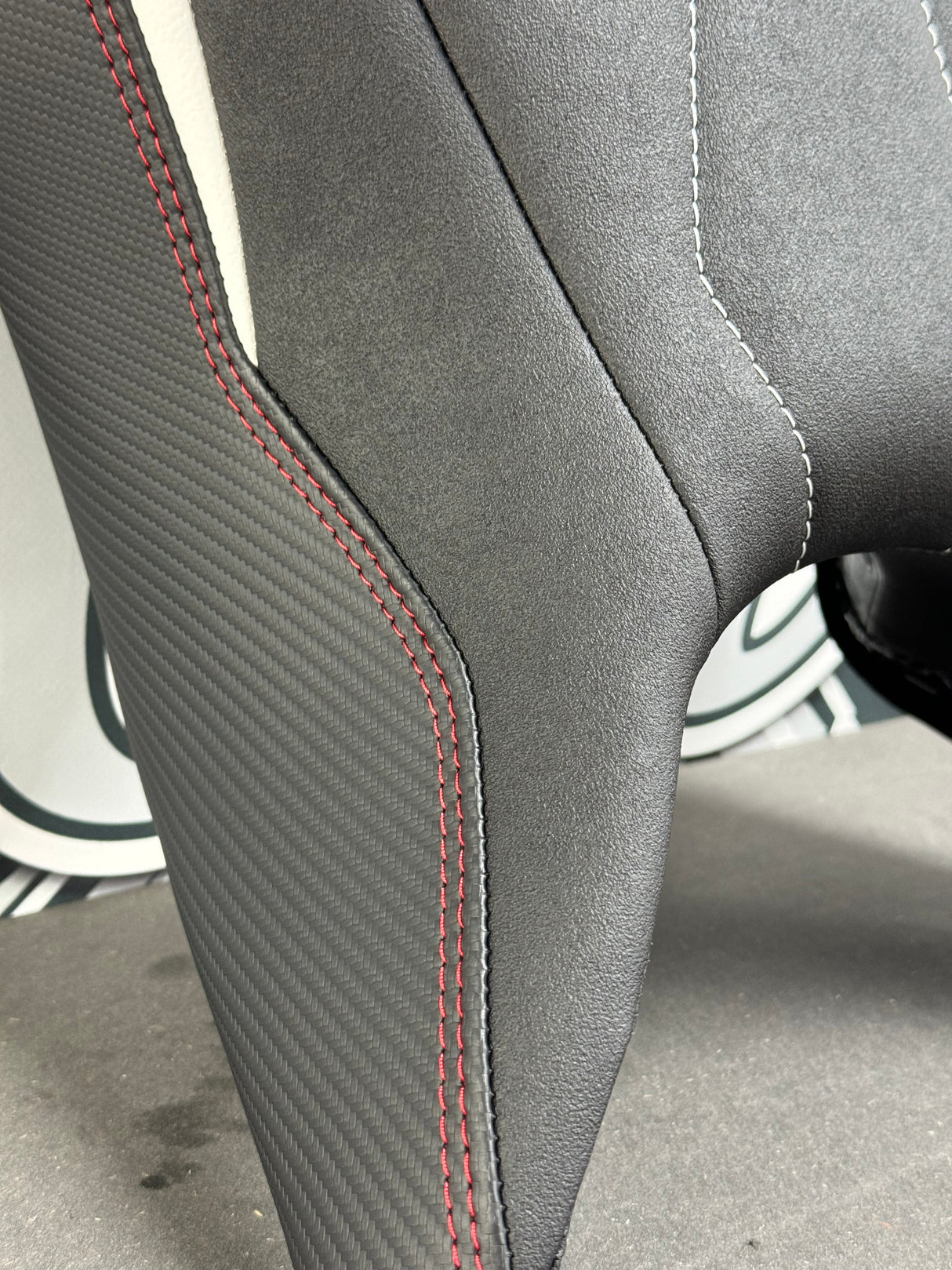 détail selles moto