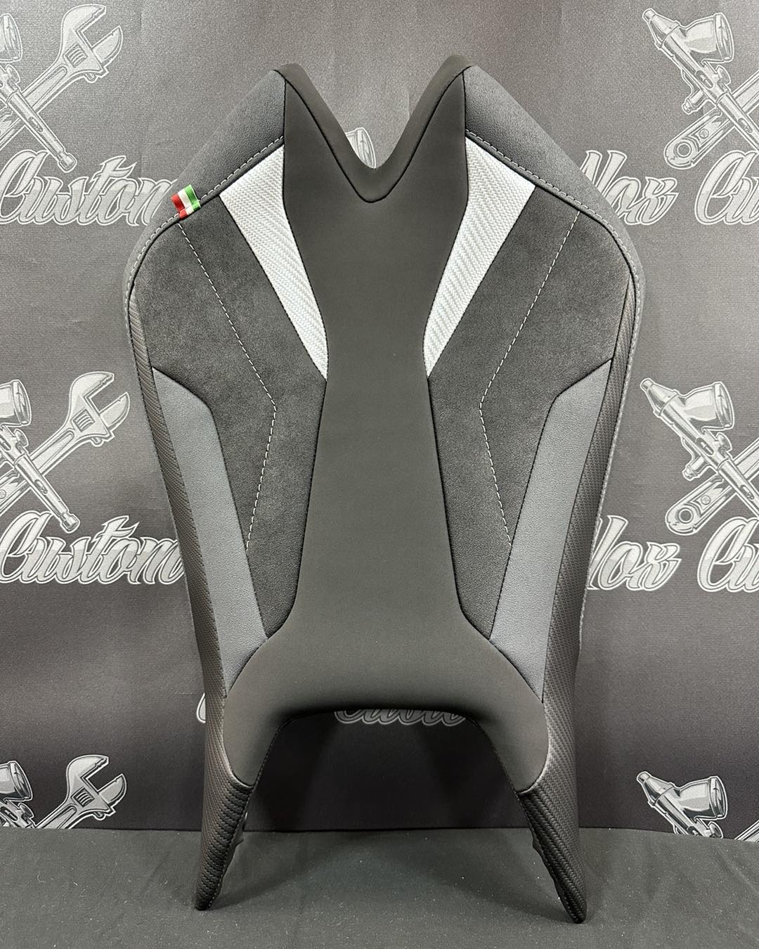 Pilot saddle filling for Aprilia Tuono V4 & RSV4 Phase 2 (from 2021 to today)
